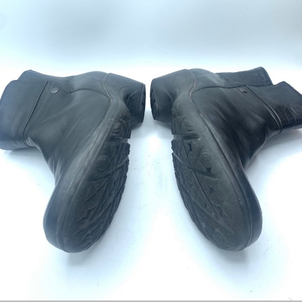 Merrell Leather Ankle Boots